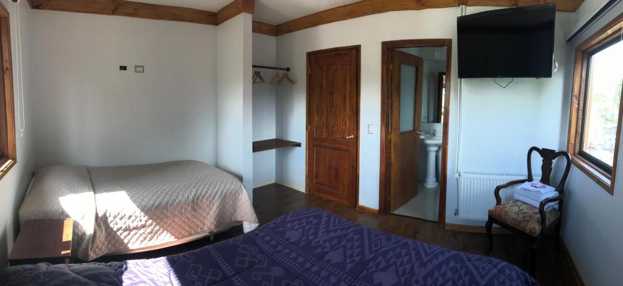 Hostal Entre Araucarias テムコ エクステリア 写真